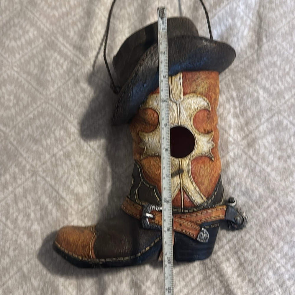 Western Boot Bird House - Picture 2 of 10